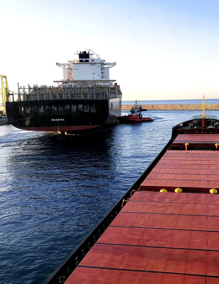 Cb9e12fe9a73171126c377daa614a468